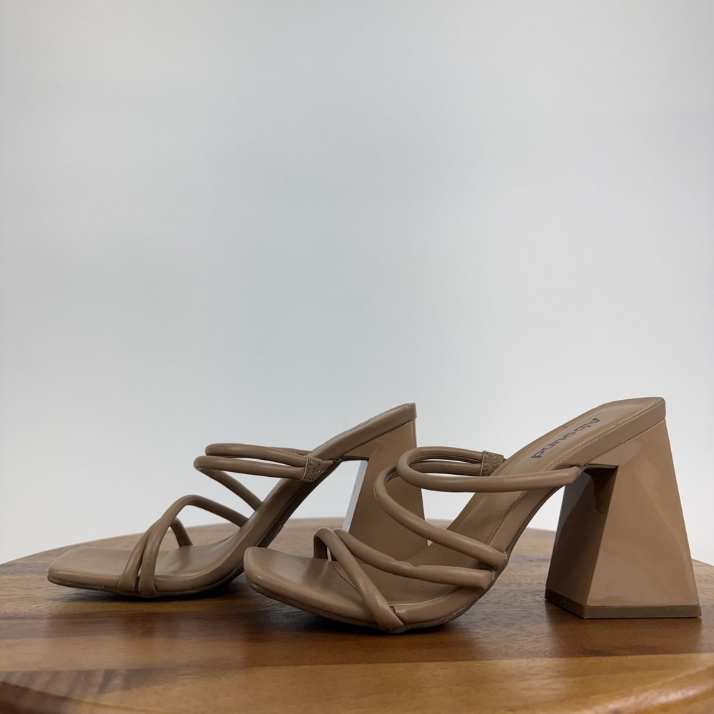 New Womens Abound Austyn Strappy Open Toed Slip On Black‎ Heels Tan Size 5 M - Picture 2 of 8